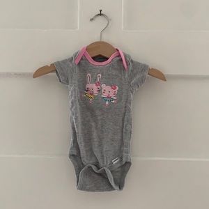 Gerber Baby girl onesie / PM-B0062